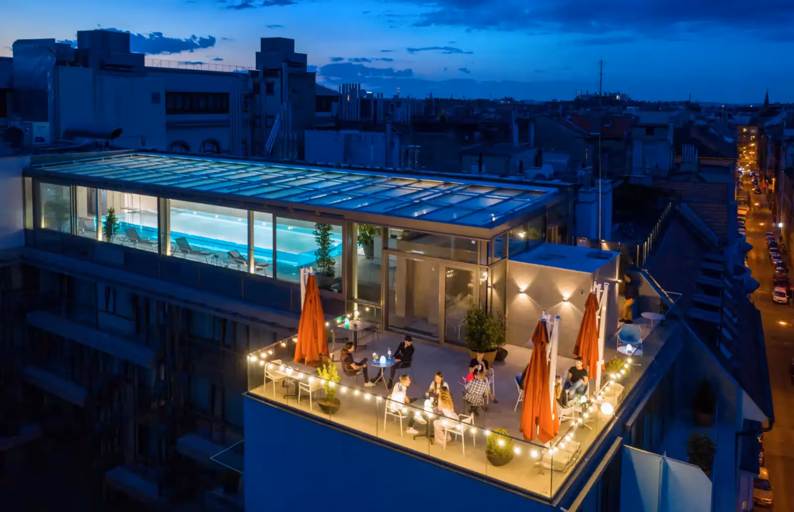 Rooftop Cortile Sky Bar & Pool à Budapest - 1