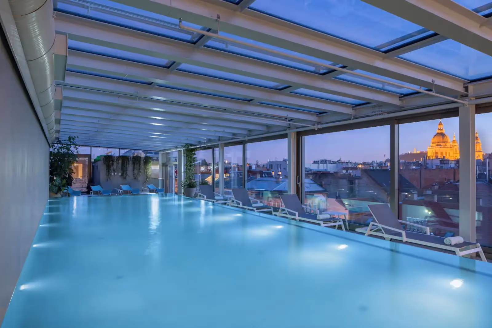 Rooftop Cortile Sky Bar & Pool à Budapest - 3