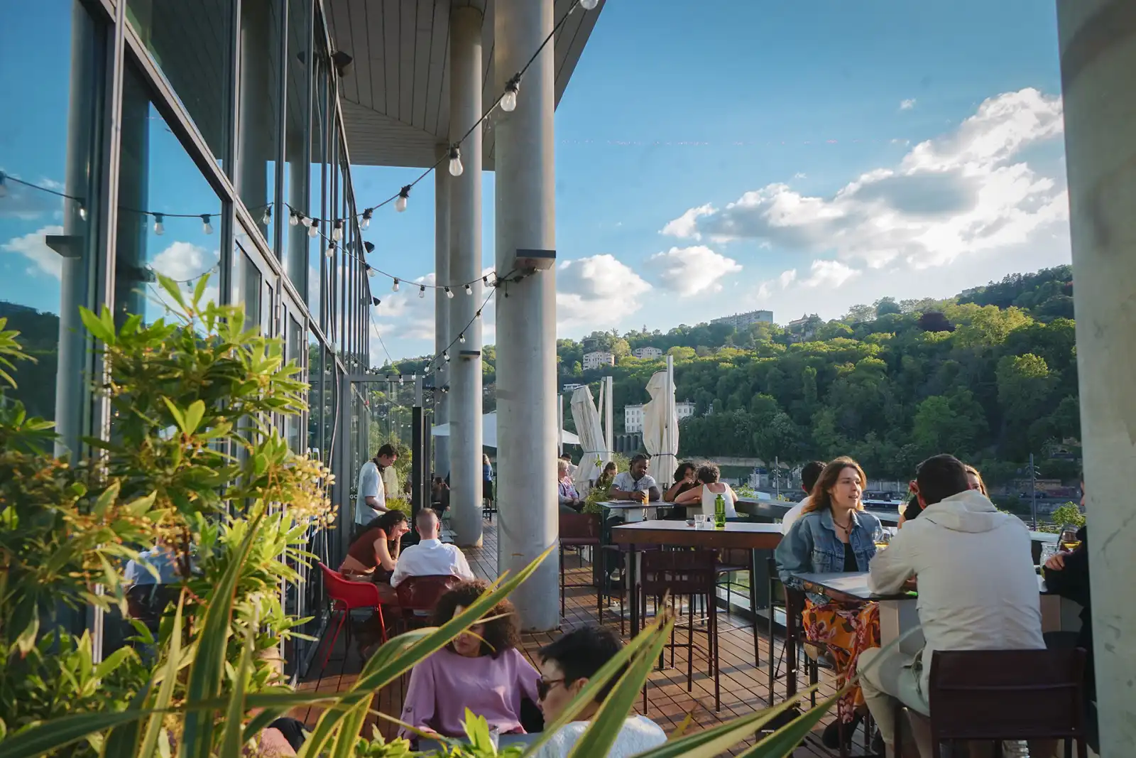 Rooftop Gourmet Bar Lyon Confluence à Lyon