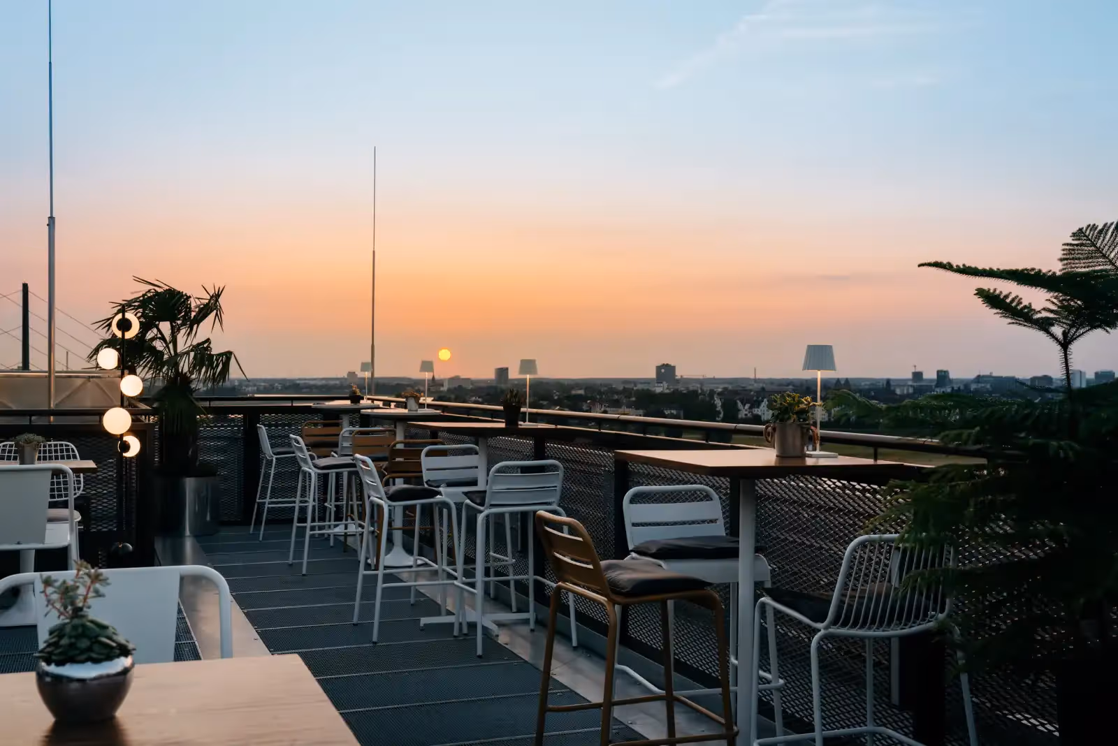 Rooftop Observatory Bar à Düsseldorf - 2