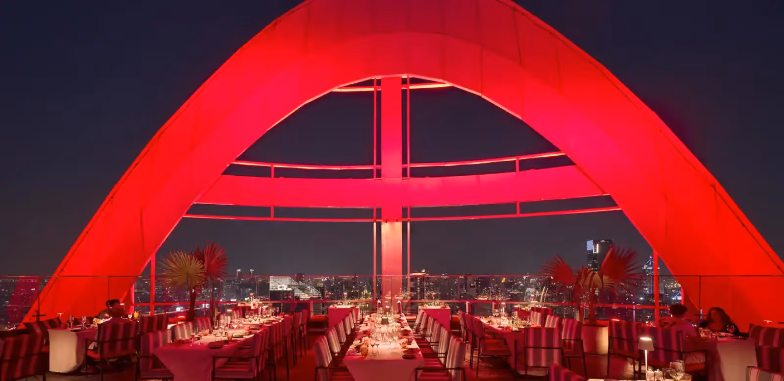 Rooftop Red Sky à Bangkok - 1