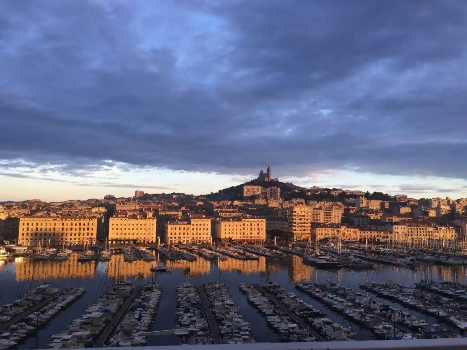 Rooftop Hermès à Marseille - 1