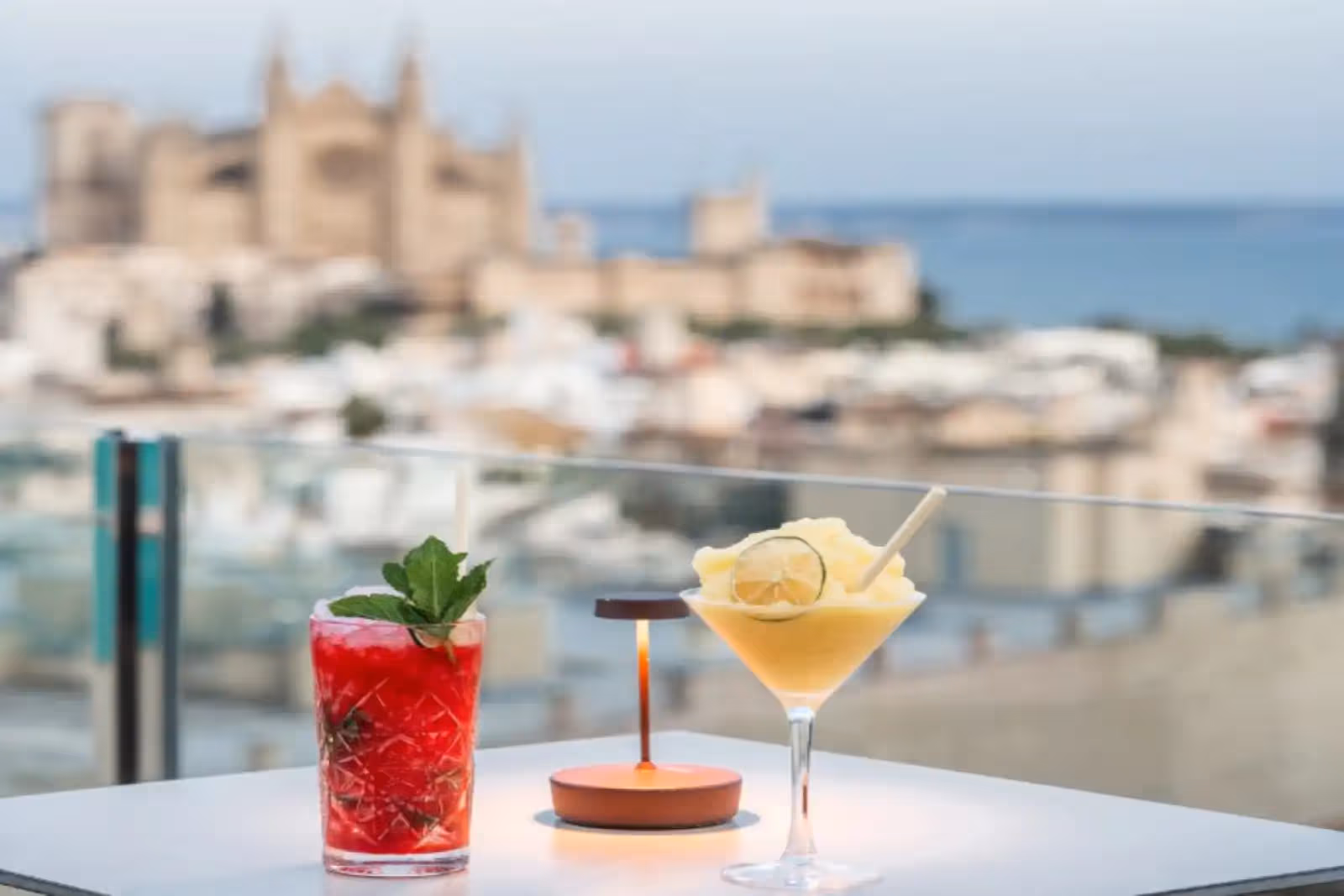 Rooftop Sky Bar Saratoga à Palma de Majorque - 2