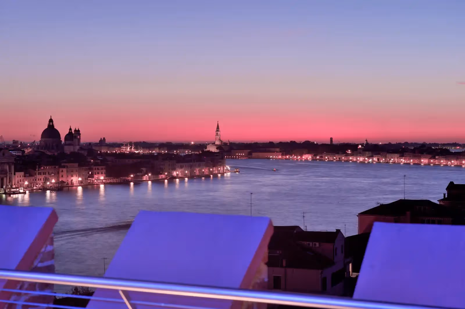 Skyline Rooftop Bar à Venise - 3
