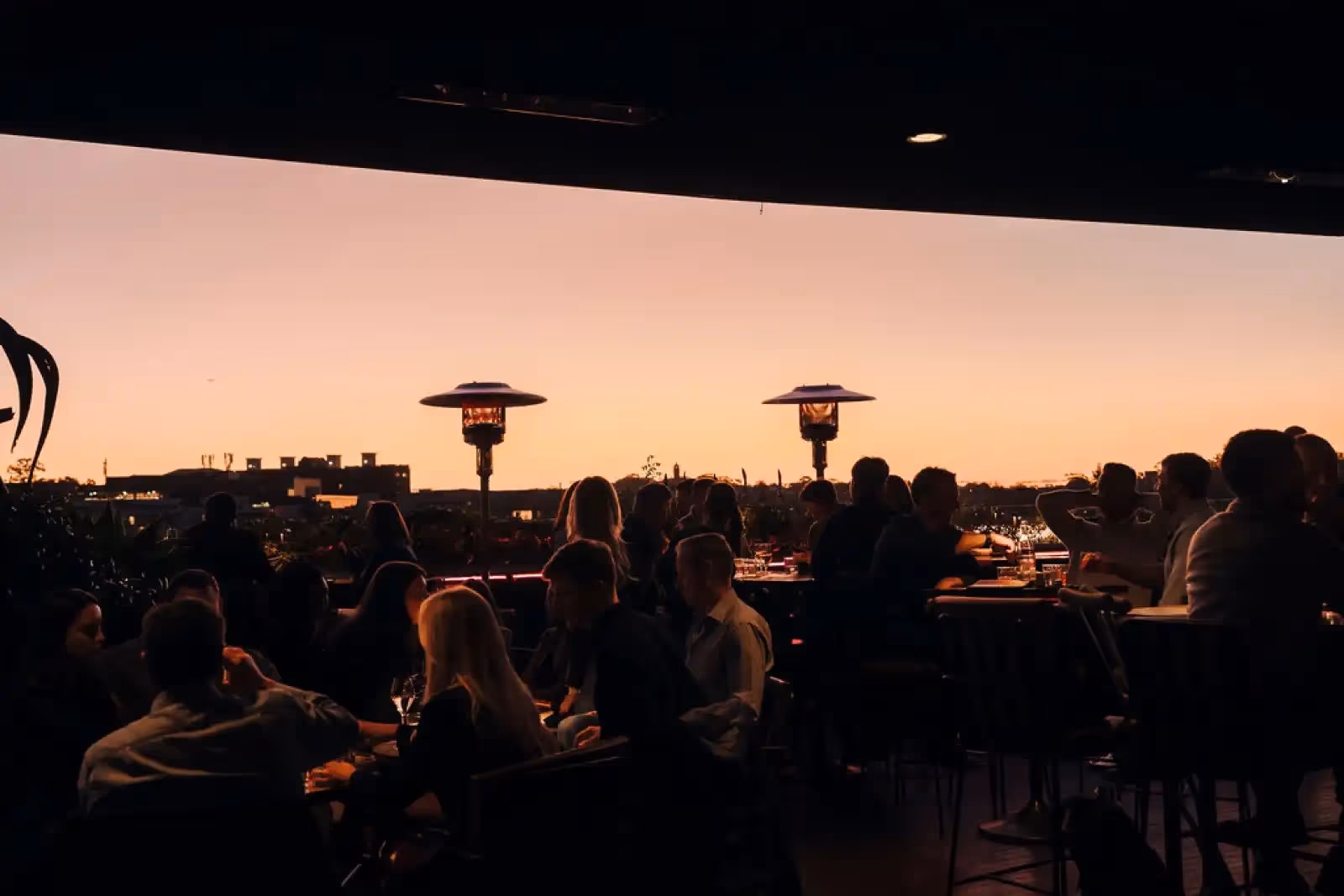 Rooftop Smoke à Sydney - 3