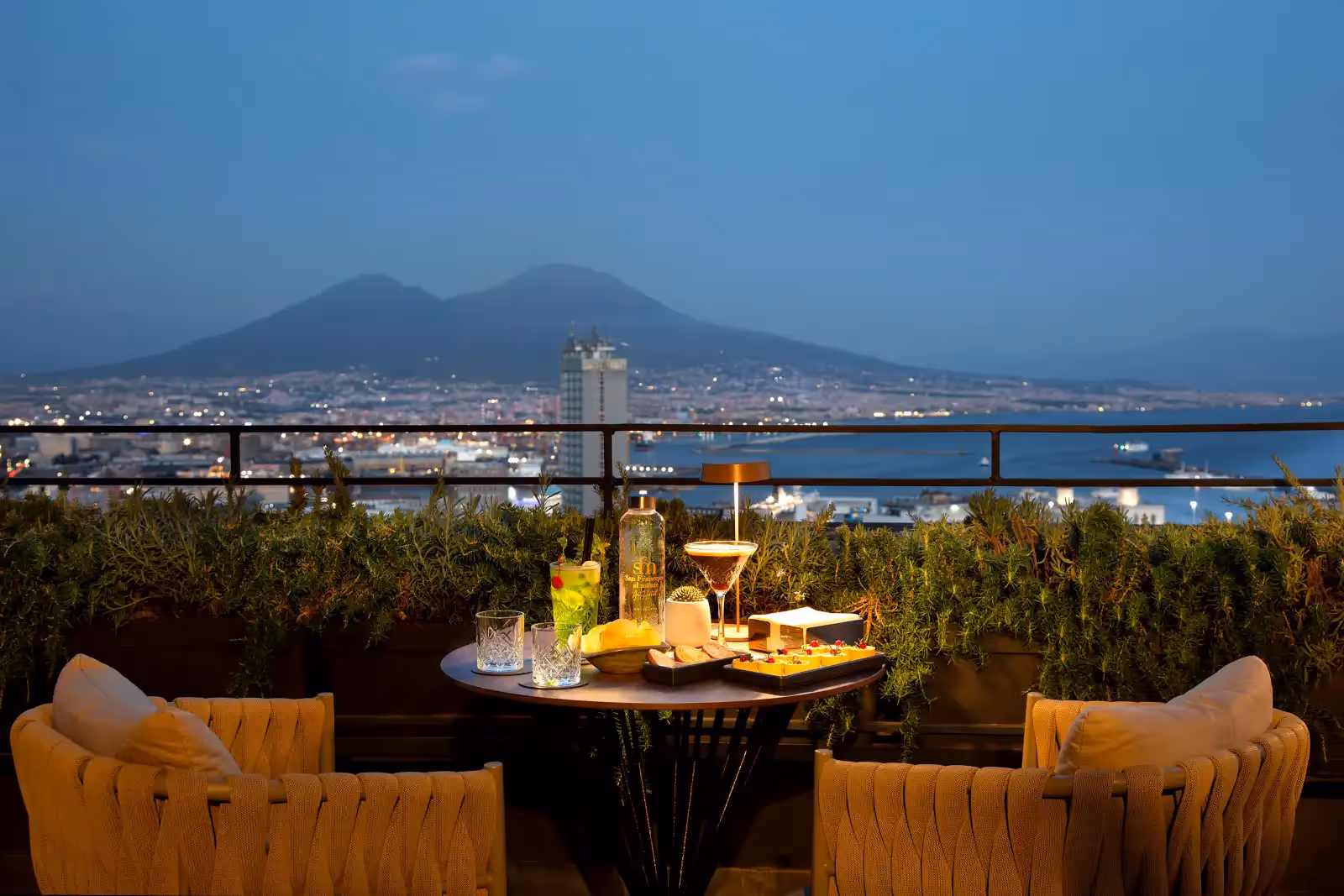 Rooftop La Terrazza dei Barbanti à Naples - 2