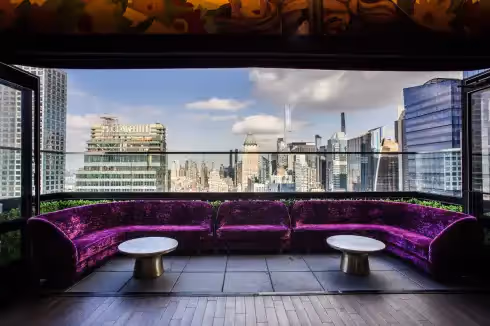 Rooftop Dear Irving on Hudson New-York