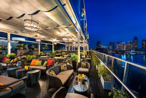Rooftop Lantern Singapour