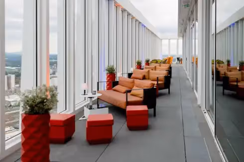 Rooftop NFT Skybar Francfort