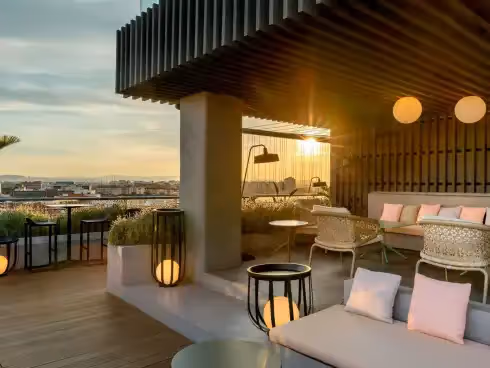 Rooftop Sky Bar Valence