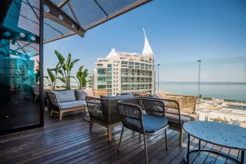 Rooftop Sky Bar Oriente Lisbonne