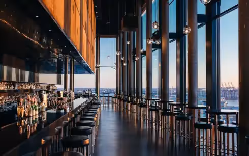 Rooftop Skyline Bar 20up Hambourg