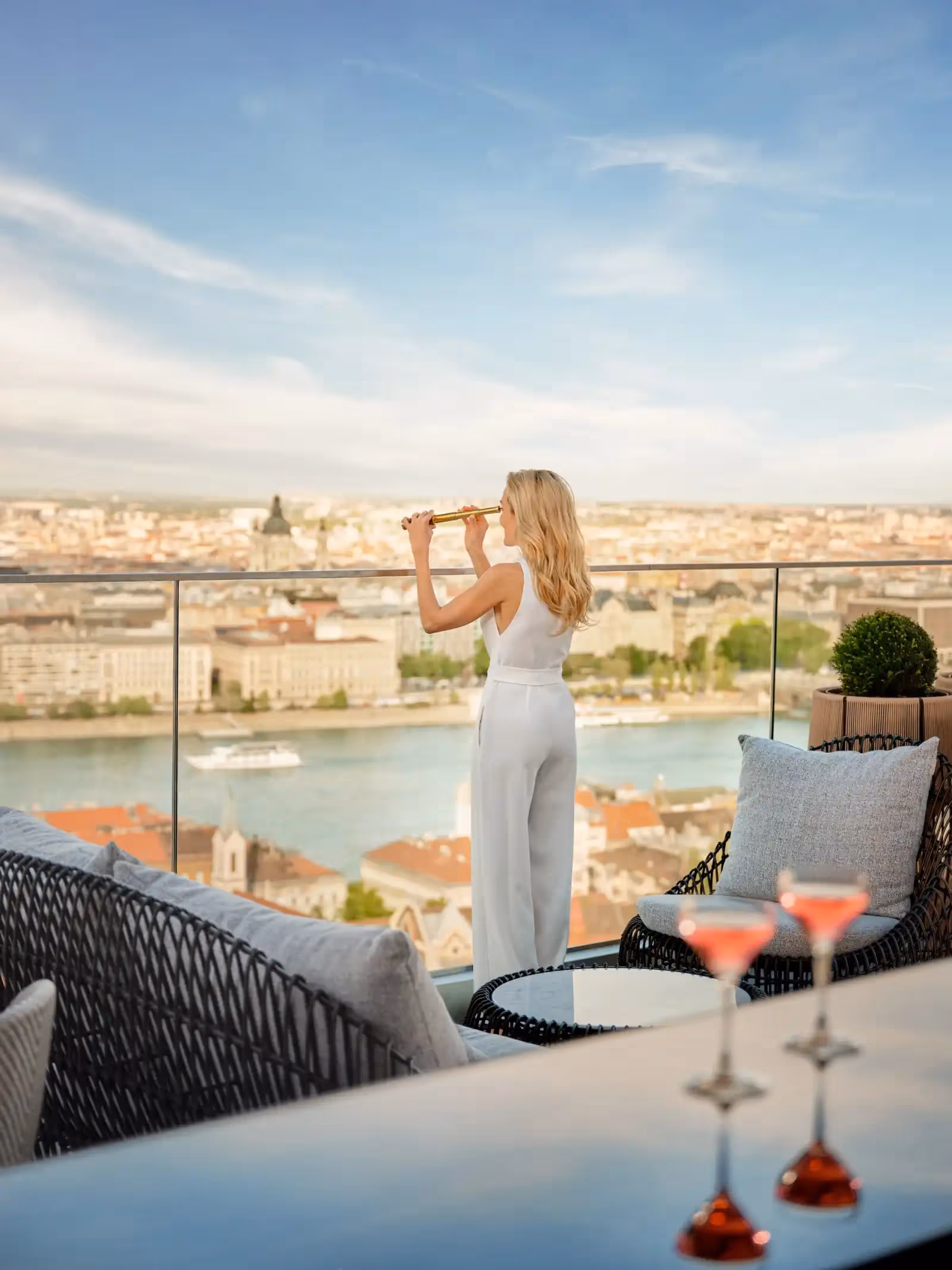 Rooftop White Raven Skybar & Lounge à Budapest - 3